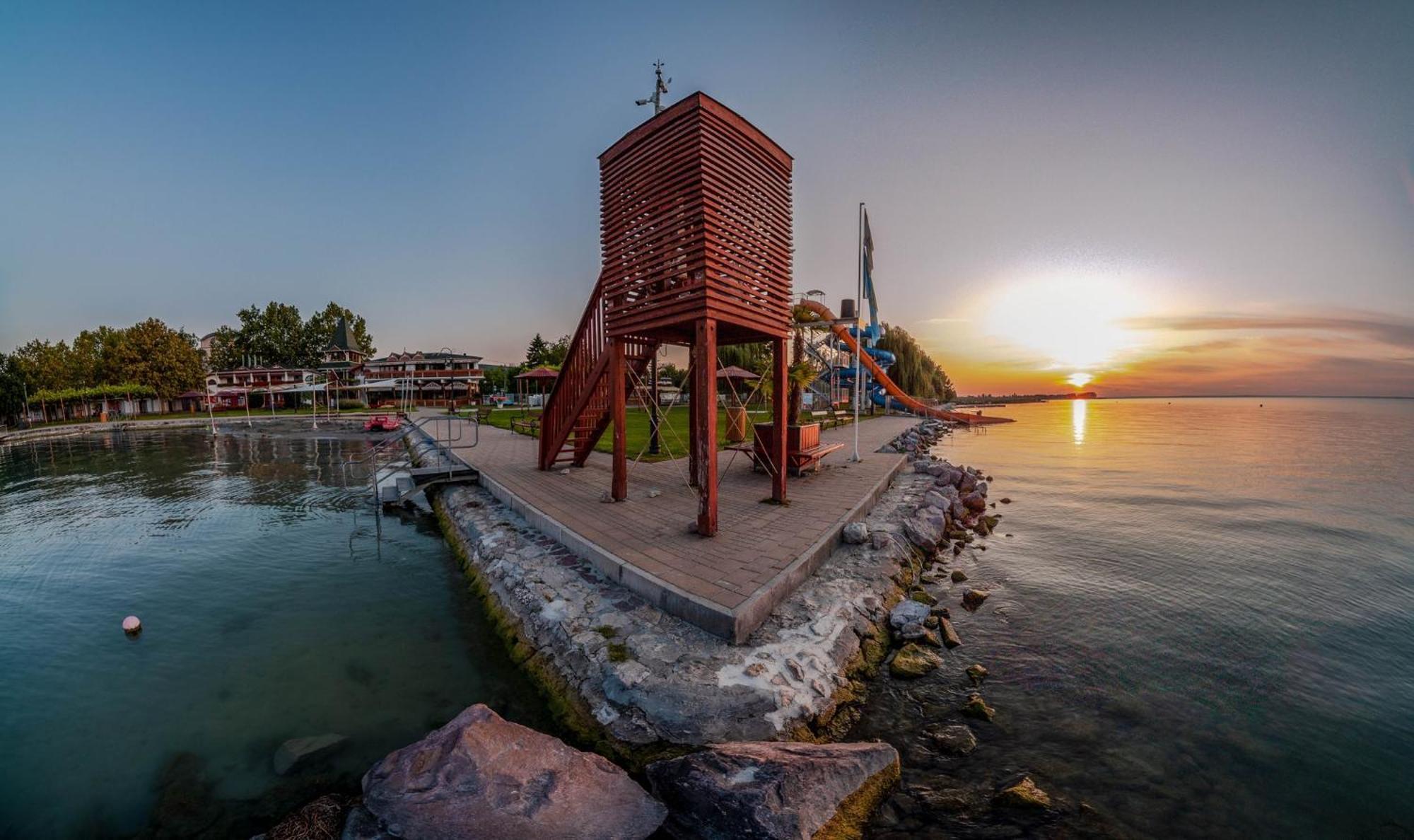 Admiral Apartman Чопак Екстер'єр фото